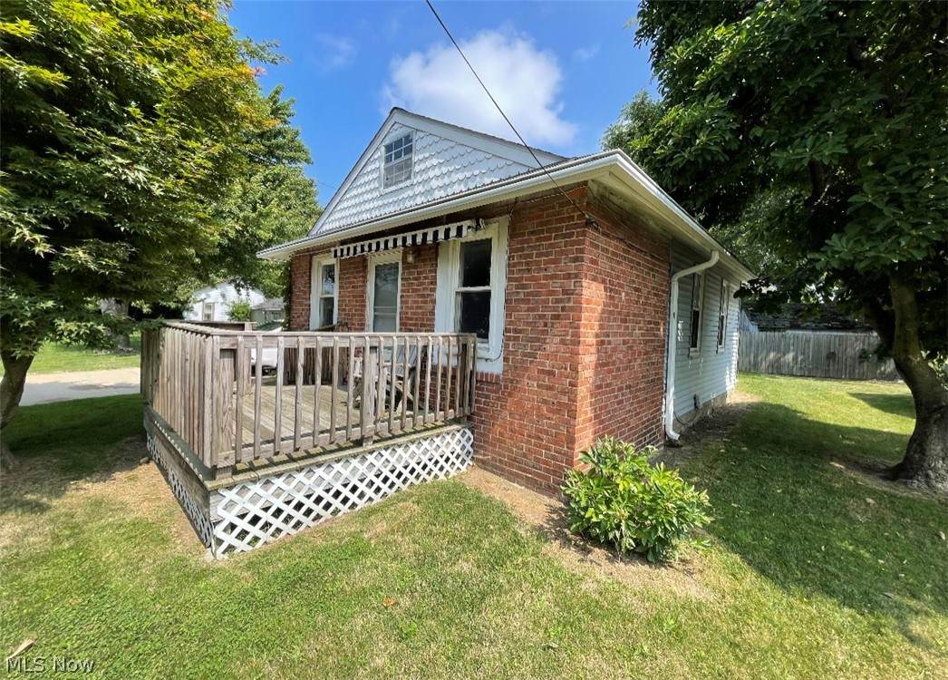 18 Indianola Avenue - Photo 1
