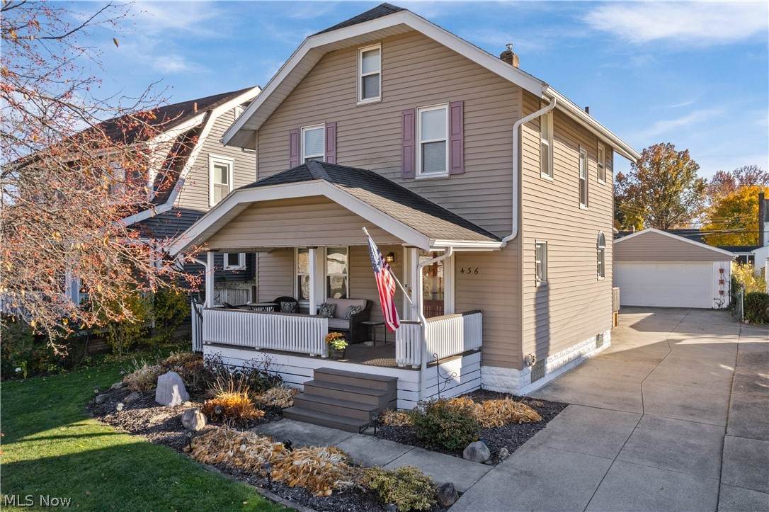 436 Selden Avenue - Photo 1