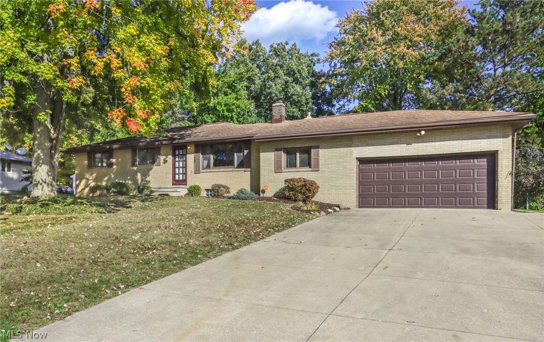 788 Locust Drive - Photo 1