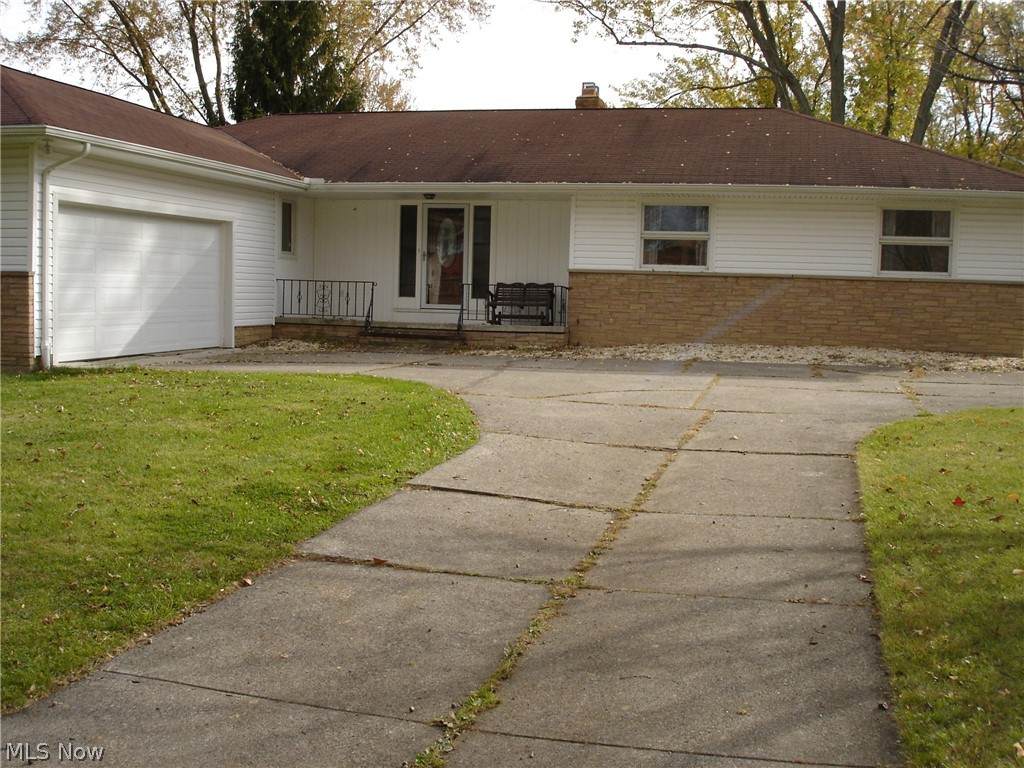 1050 Twilight Drive - Photo 1