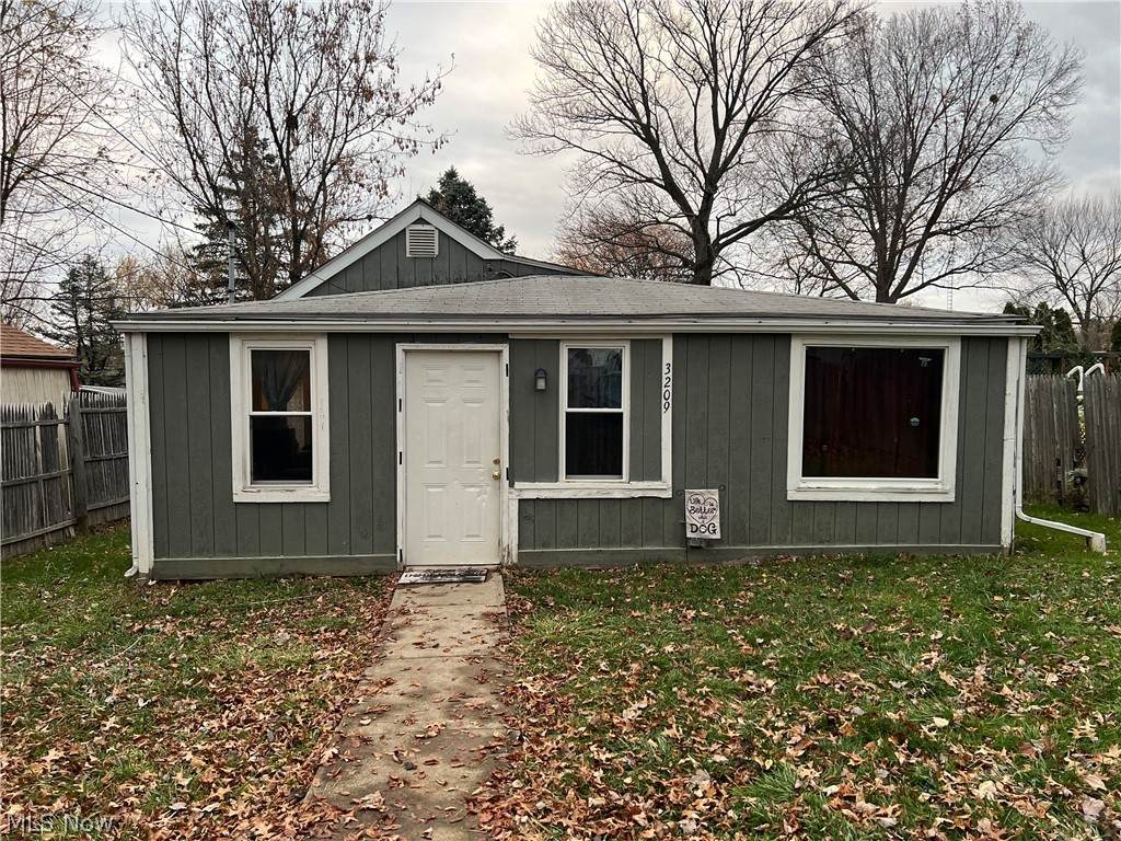 3209 5th Street - Photo 1