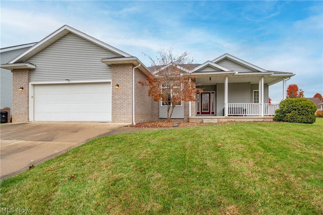 225 18th Street - Photo 1