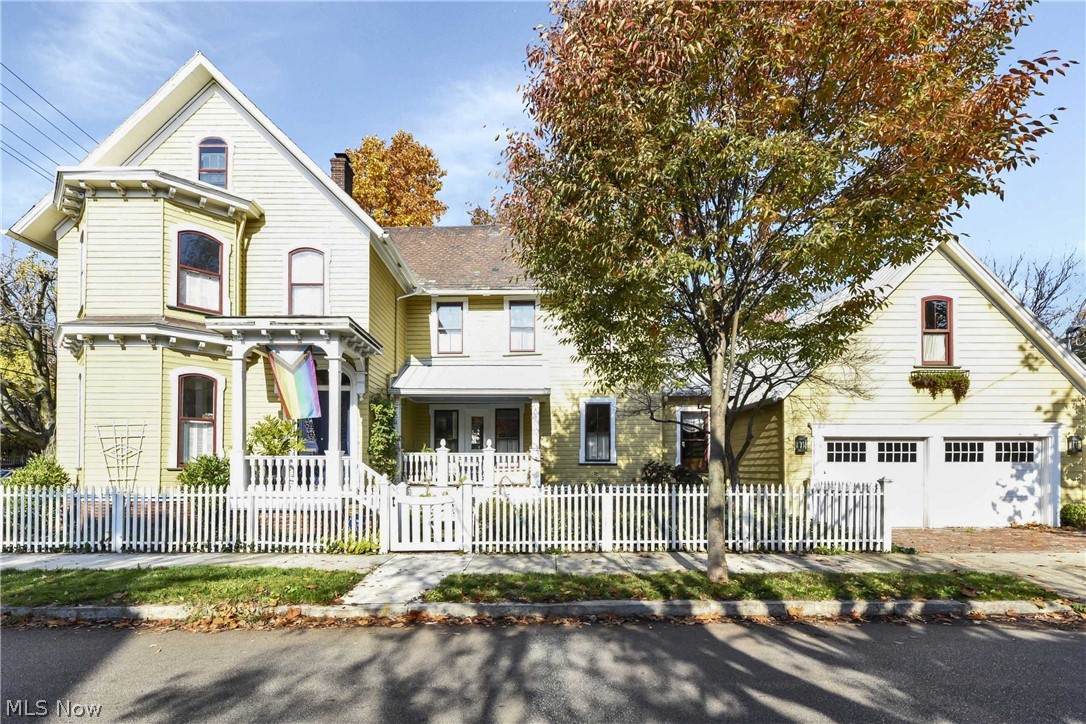 2708 Jay Avenue - Photo 1