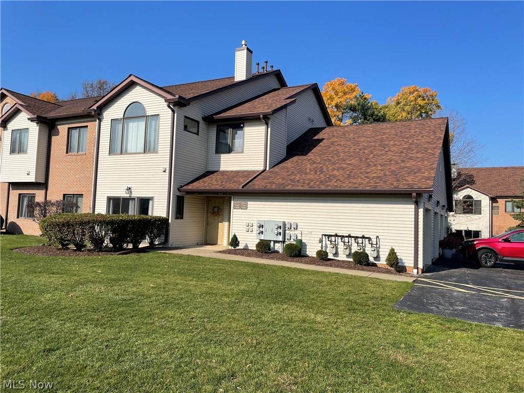 7250 Village Drive - Photo 1