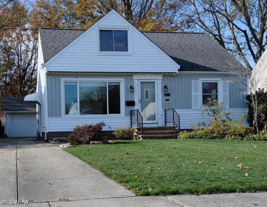 450 314th Street - Photo 1