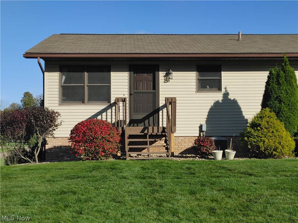 1242 Schneiders Crossing Road - Photo 1