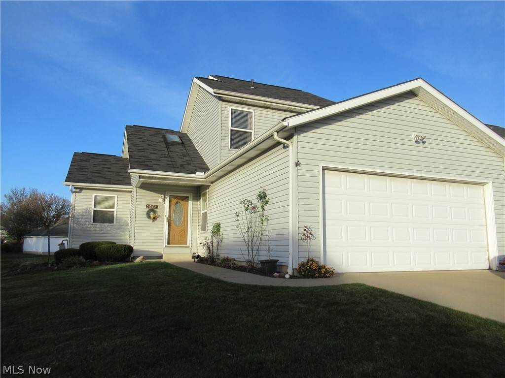 5036 Garden Lake Court - Photo 1