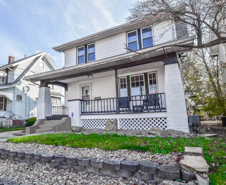 710 Roslyn Avenue - Photo 1