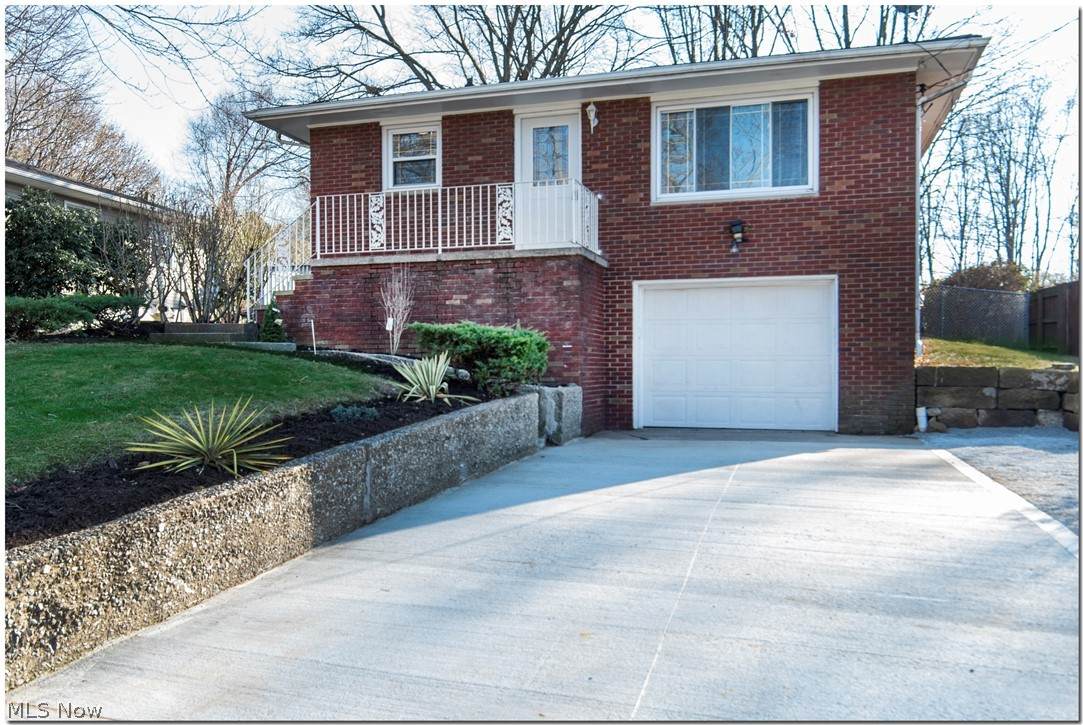 2876 Linwood Road - Photo 1