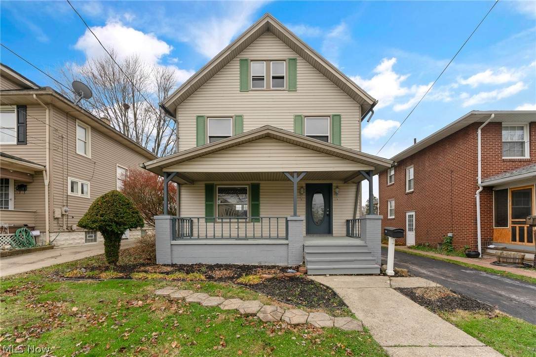 136 Stewart Street - Photo 1