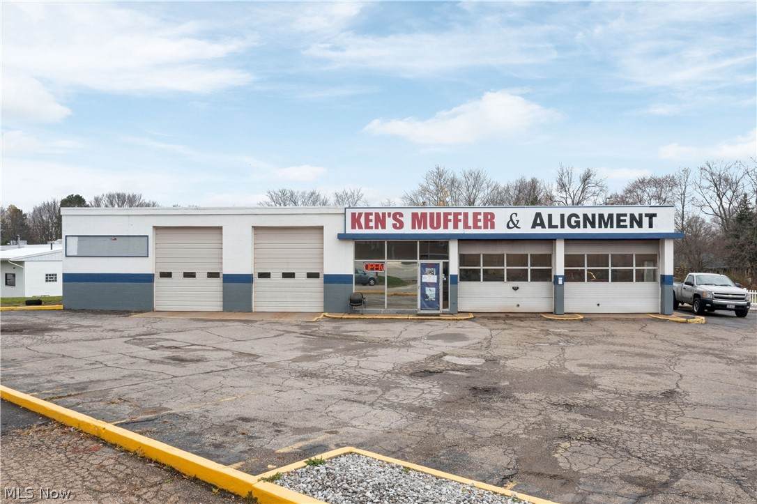 1710 Massillon Road - Photo 1