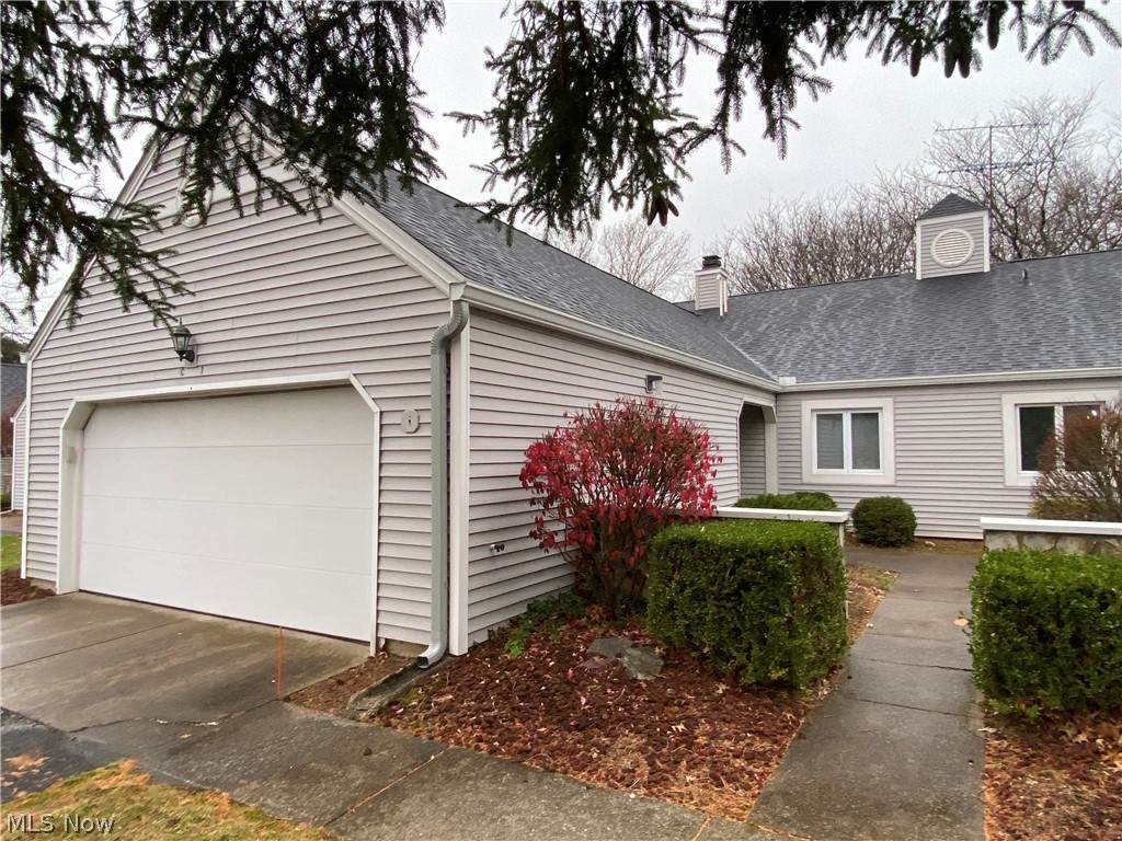 375 Yorktown Place - Photo 1