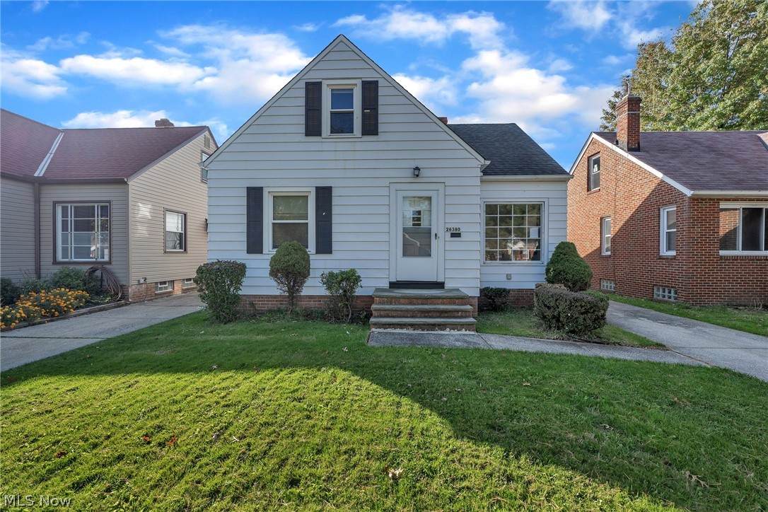 26380 Forestview Avenue - Photo 1