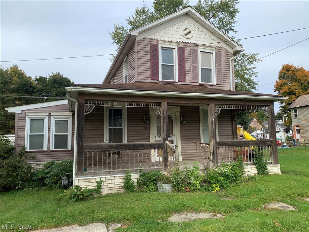 325 Lincoln Avenue - Photo 1