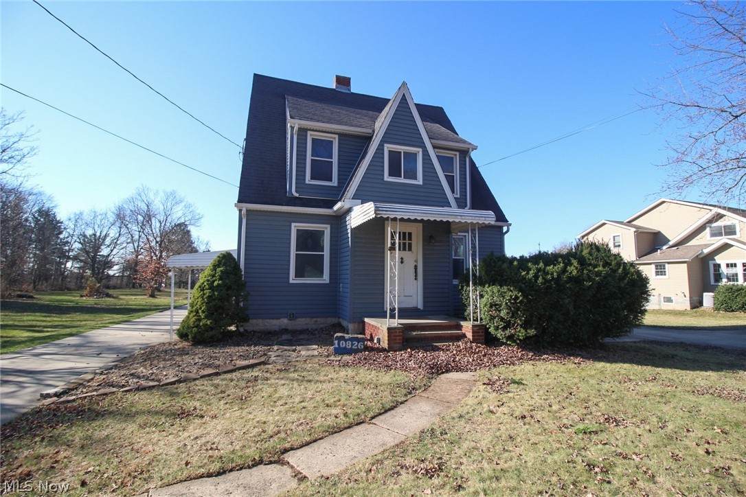 10826 Main Street - Photo 1