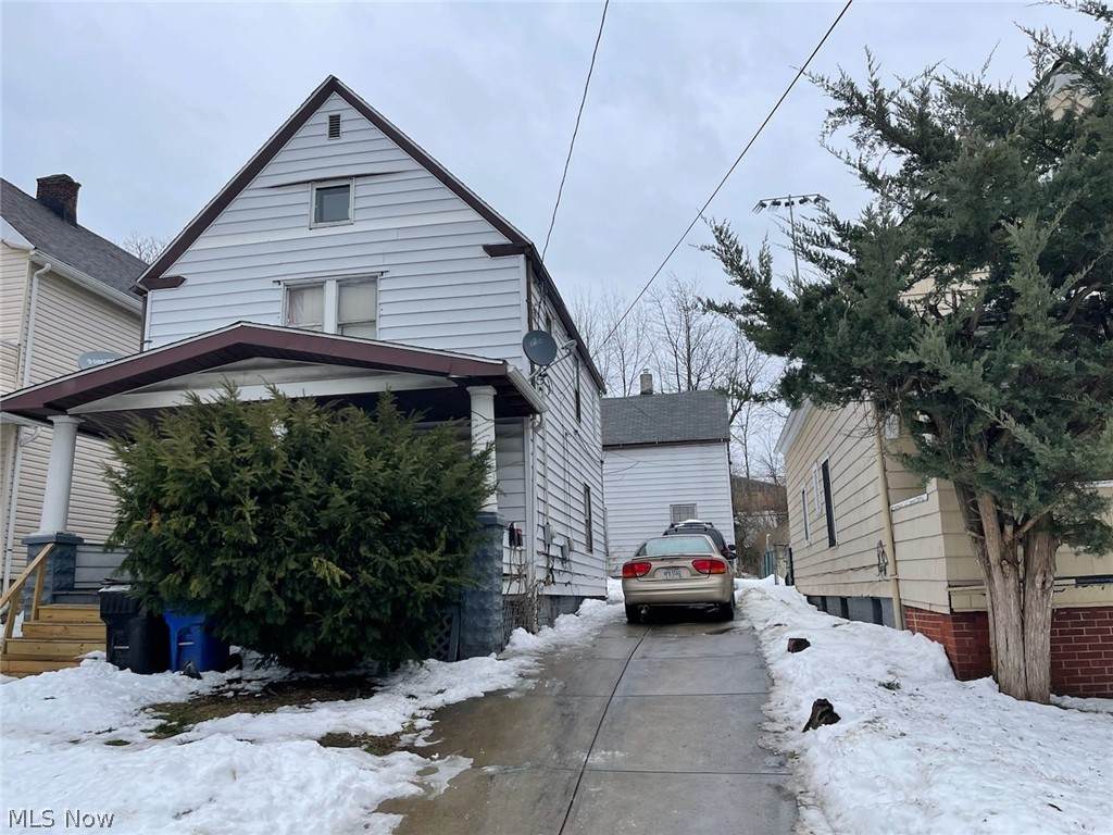 2901 104th Street - Photo 1