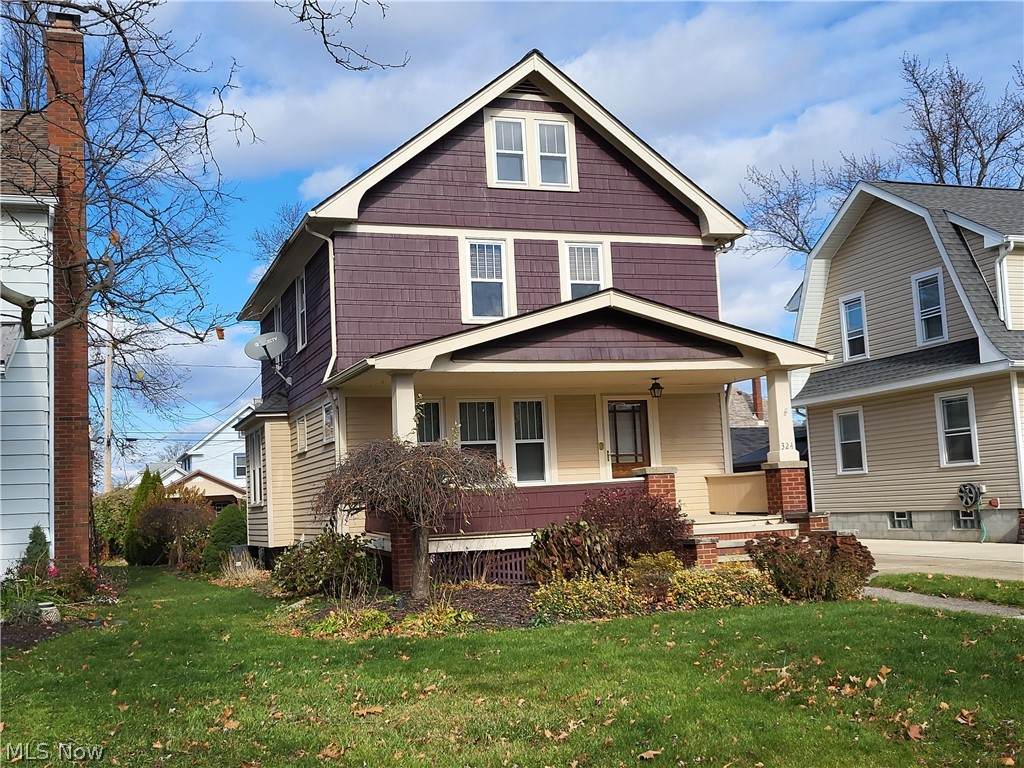 324 Eastern Heights Boulevard - Photo 1