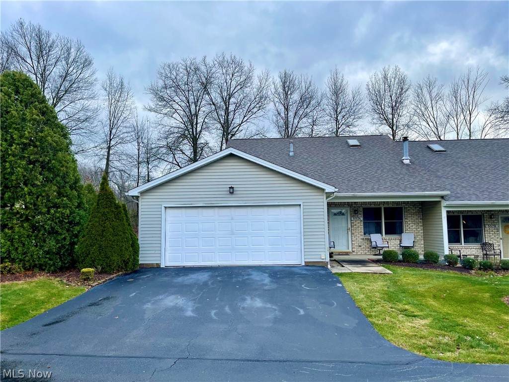 557 Wilcox Road - Photo 1