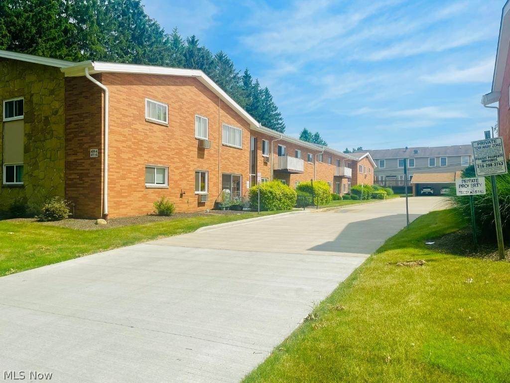 401 Tollis Parkway - Photo 1