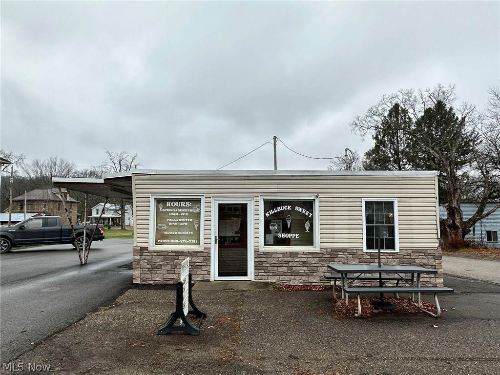 675 Main Street - Photo 1