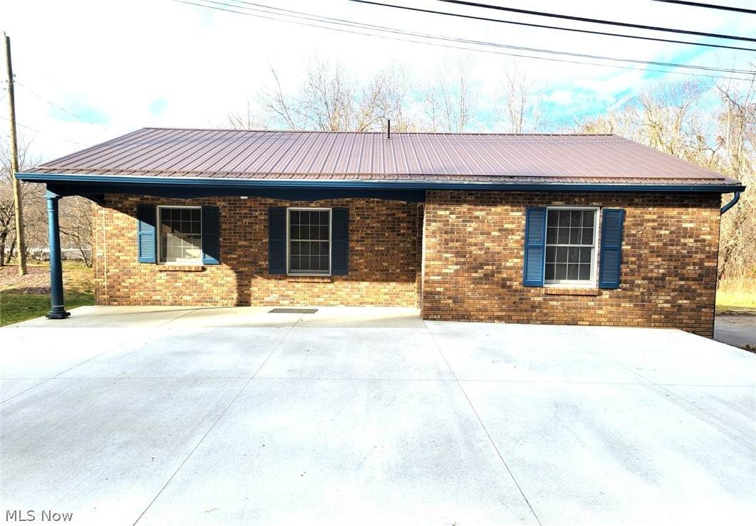 65015 Old Twenty One Road - Photo 1