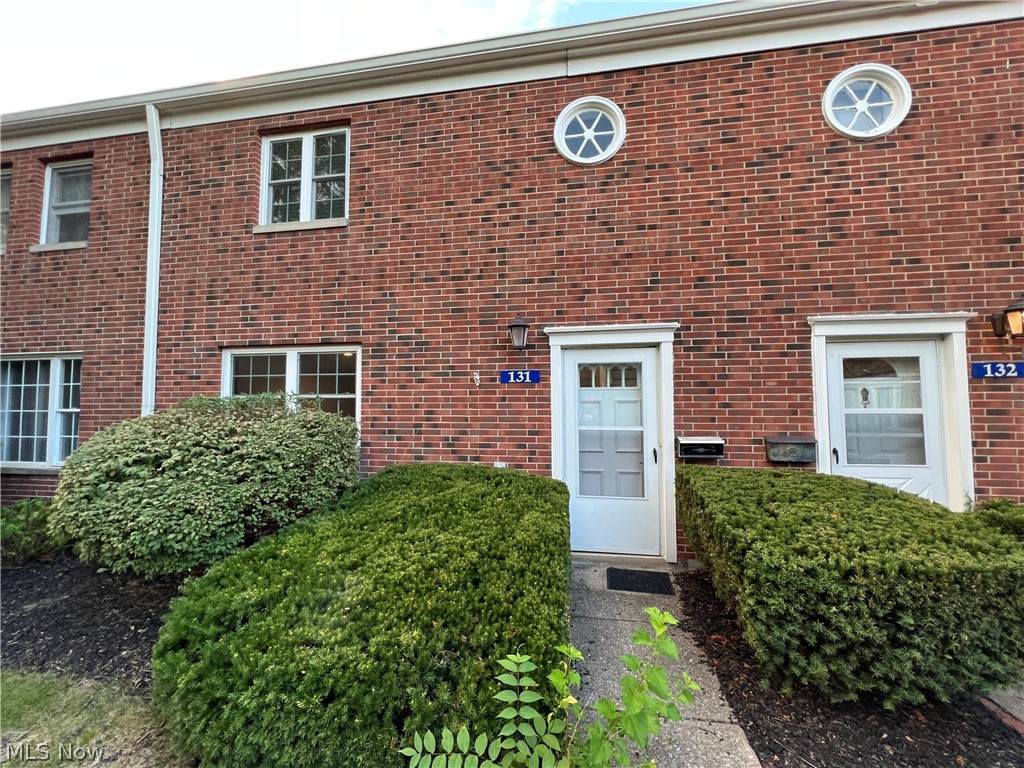 131 Shakespeare Lane - Photo 1