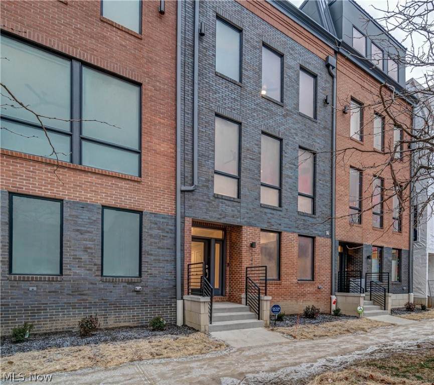 1425 Superior Avenue - Photo 1