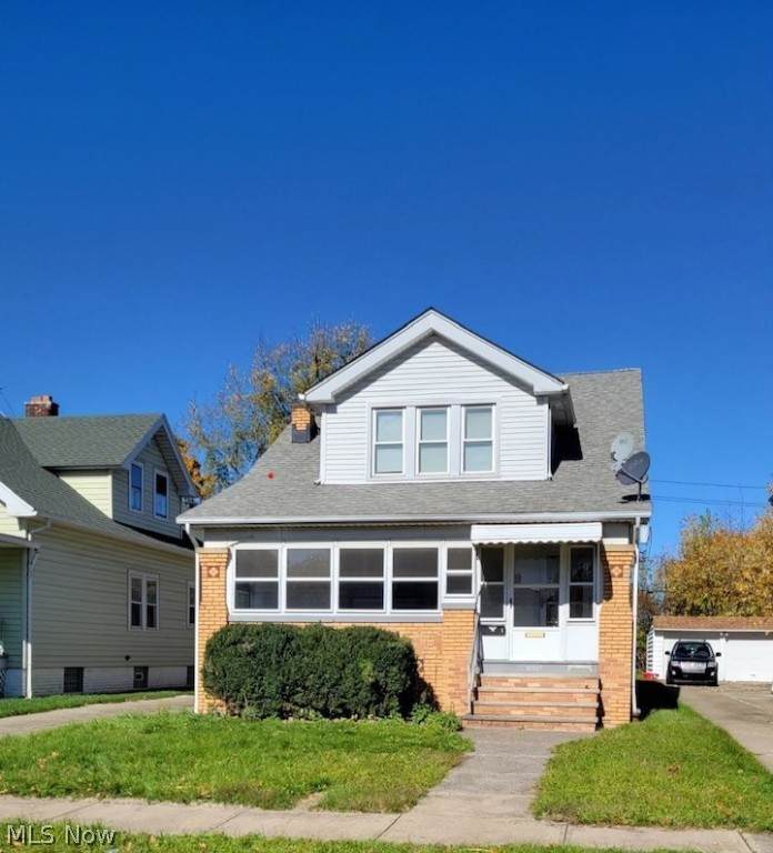 10007 Parkview Avenue - Photo 1