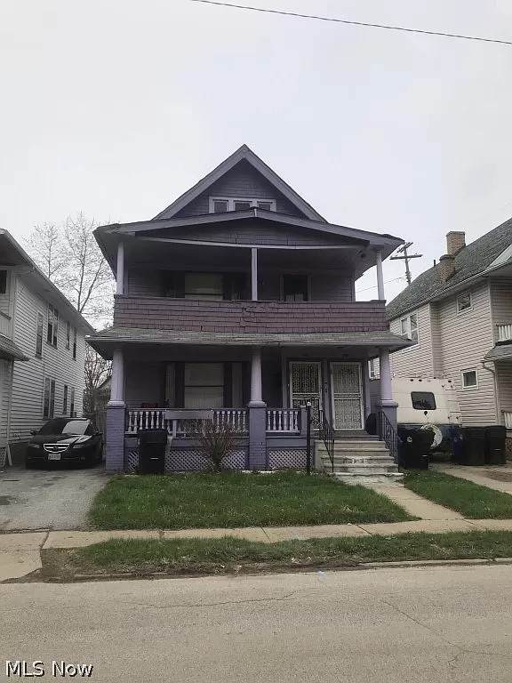 474 128th Street - Photo 1