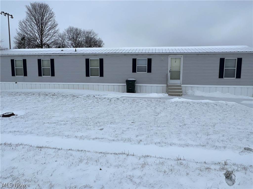 10 Edgewood Drive - Photo 1