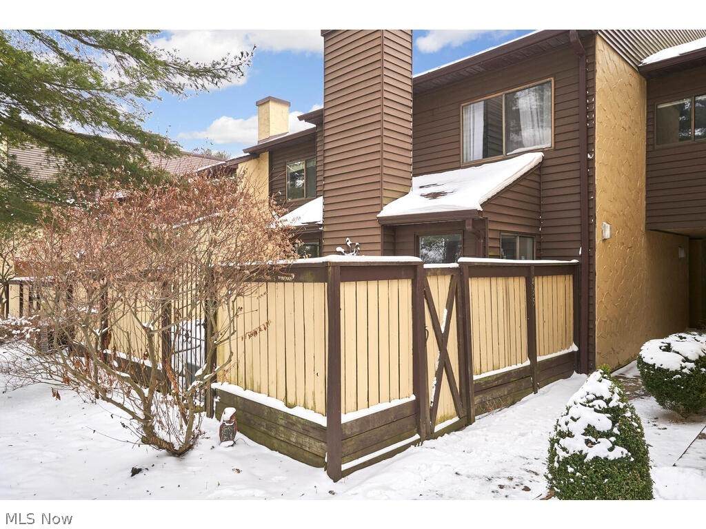 435 Hampton Ridge Drive - Photo 1