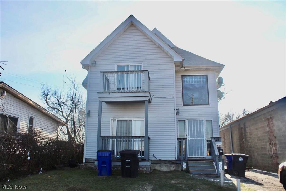 17620 Saint Clair Avenue - Photo 1