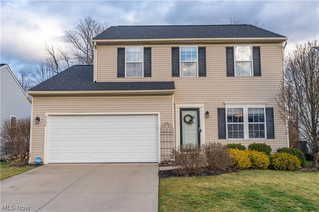 9206 Highland Creek Avenue - Photo 1