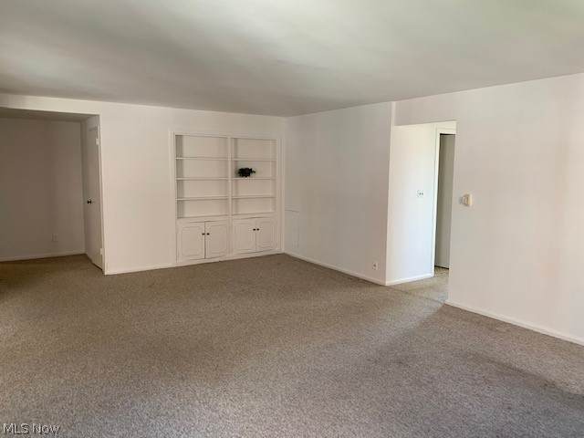 19201 Van Aken Boulevard - Photo 1