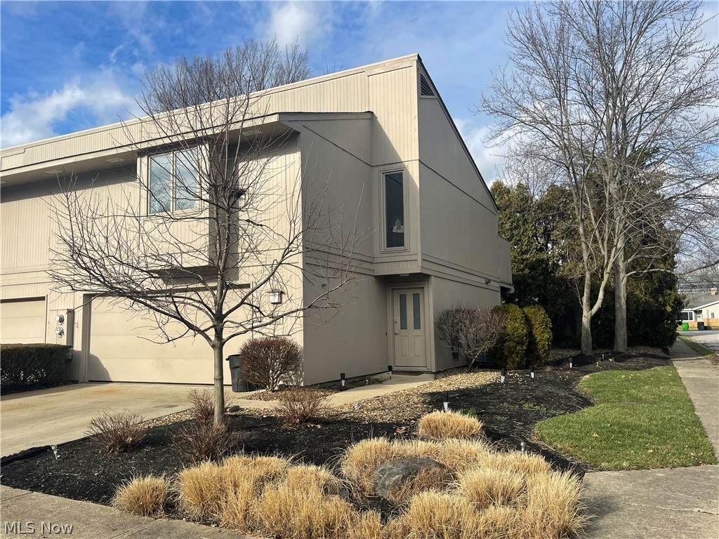 8002 Steven David Drive - Photo 1