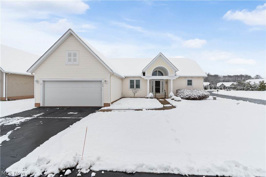 508 Heron Bay - Photo 1