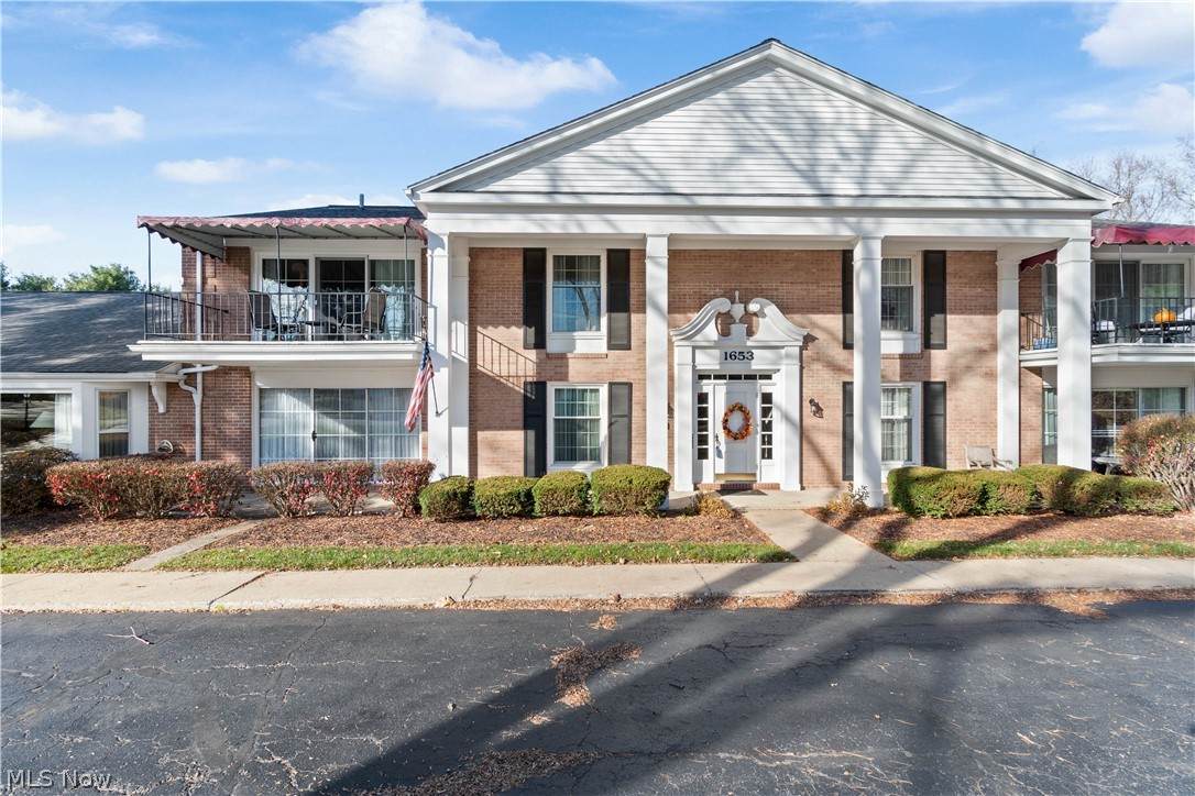 1653 Greenway Road - Photo 1
