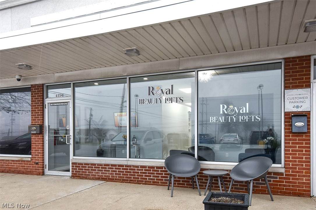 6554 Royalton Road - Photo 1
