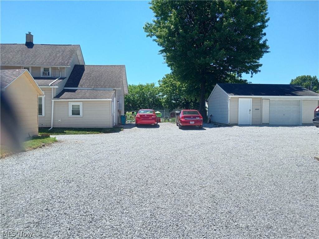 556 Buchtel Avenue - Photo 1