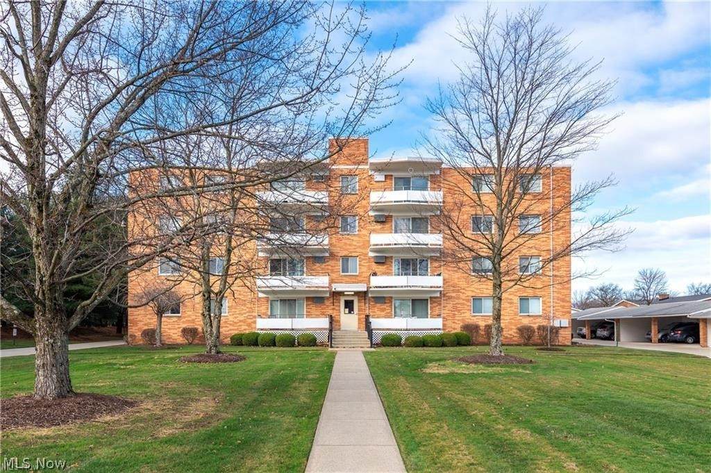 521 Tollis Parkway - Photo 1