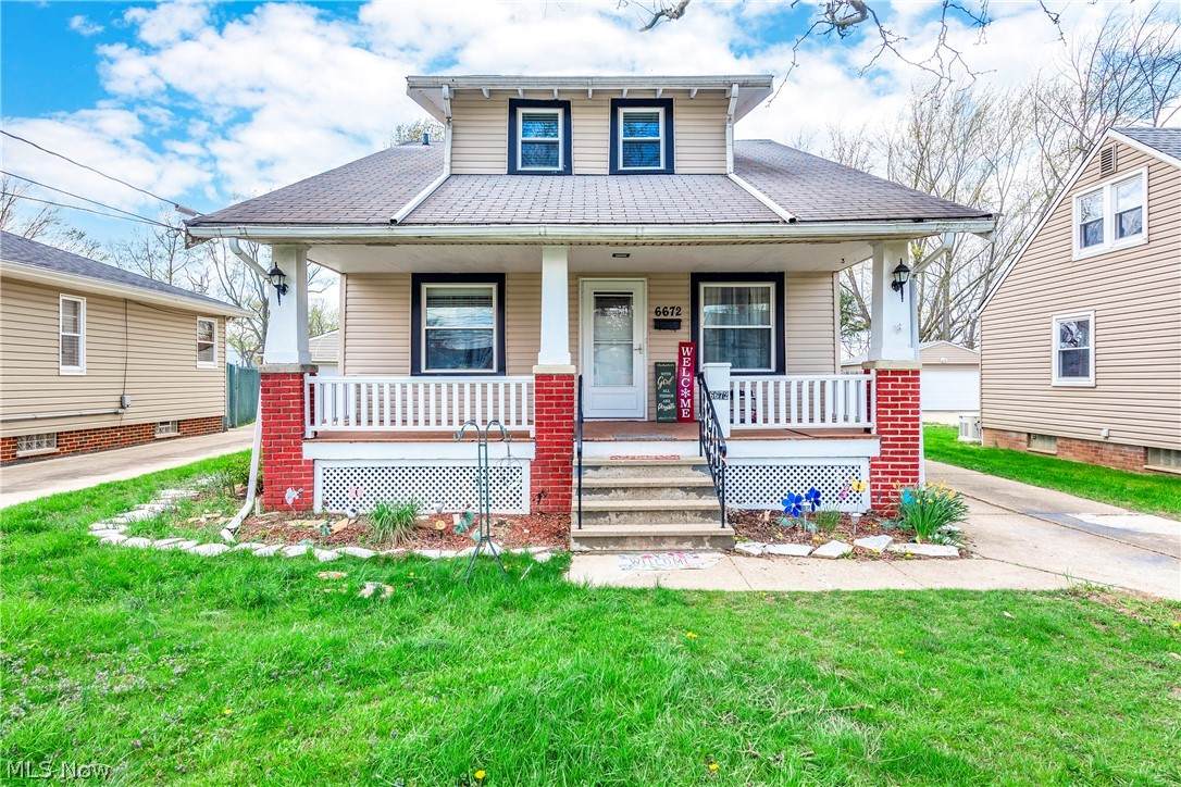 6672 Orchard Boulevard - Photo 1