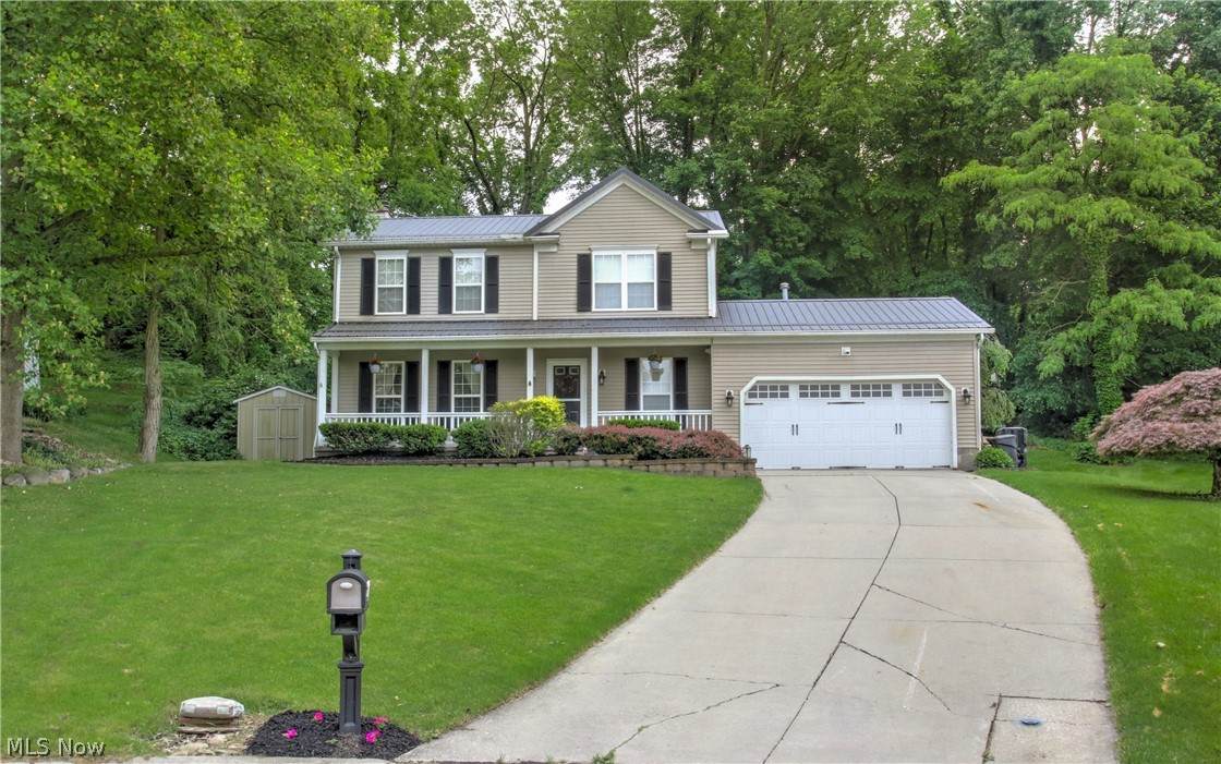 445 Appletree Court - Photo 1