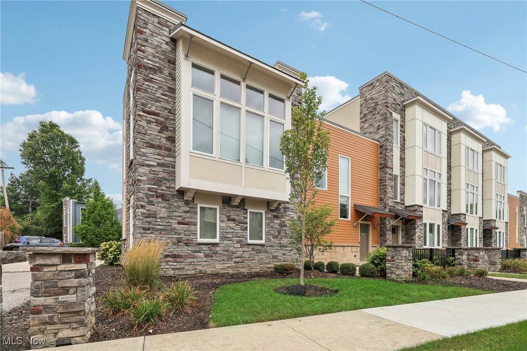 3210 Van Aken Boulevard - Photo 1