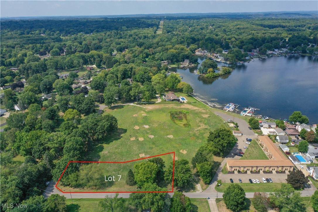 lot 7 Shrakes Hotel Drive - Photo 1