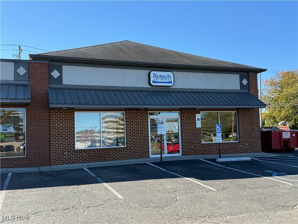 1300 Clark Street - Photo 1