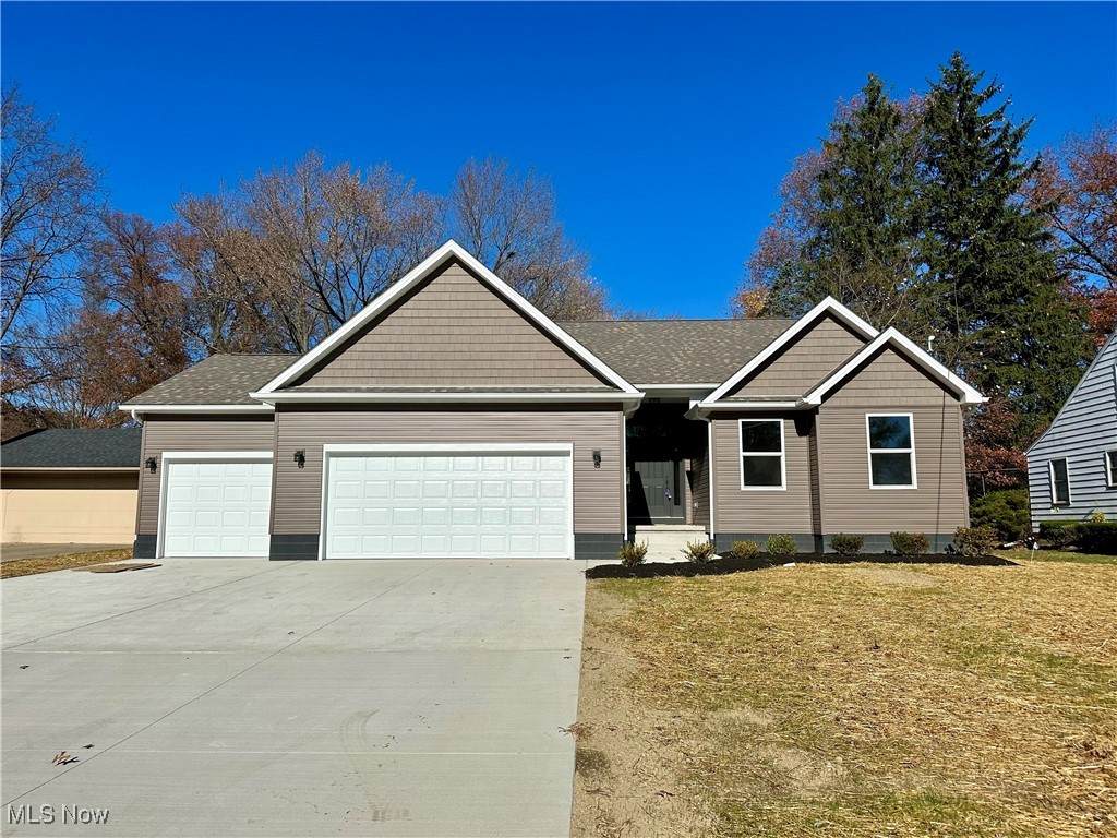 1354 Clark Street - Photo 1
