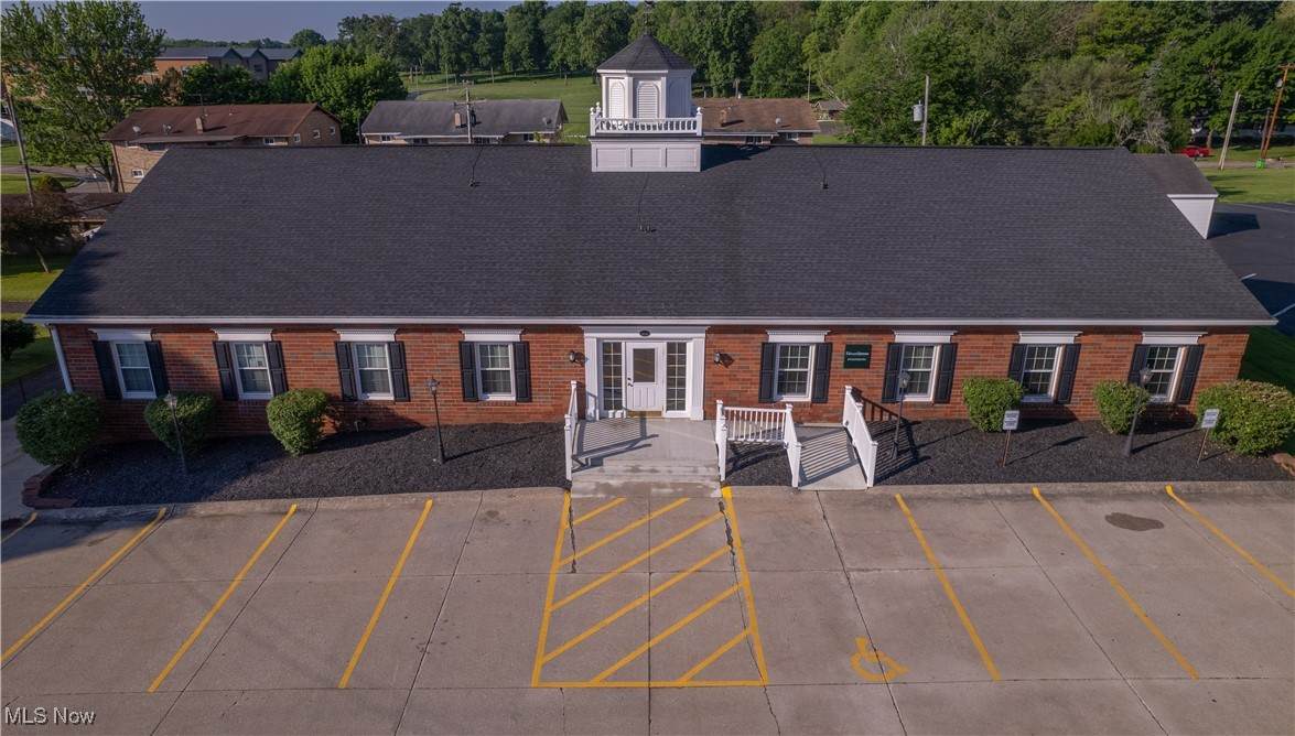 450 Maple Street - Photo 1