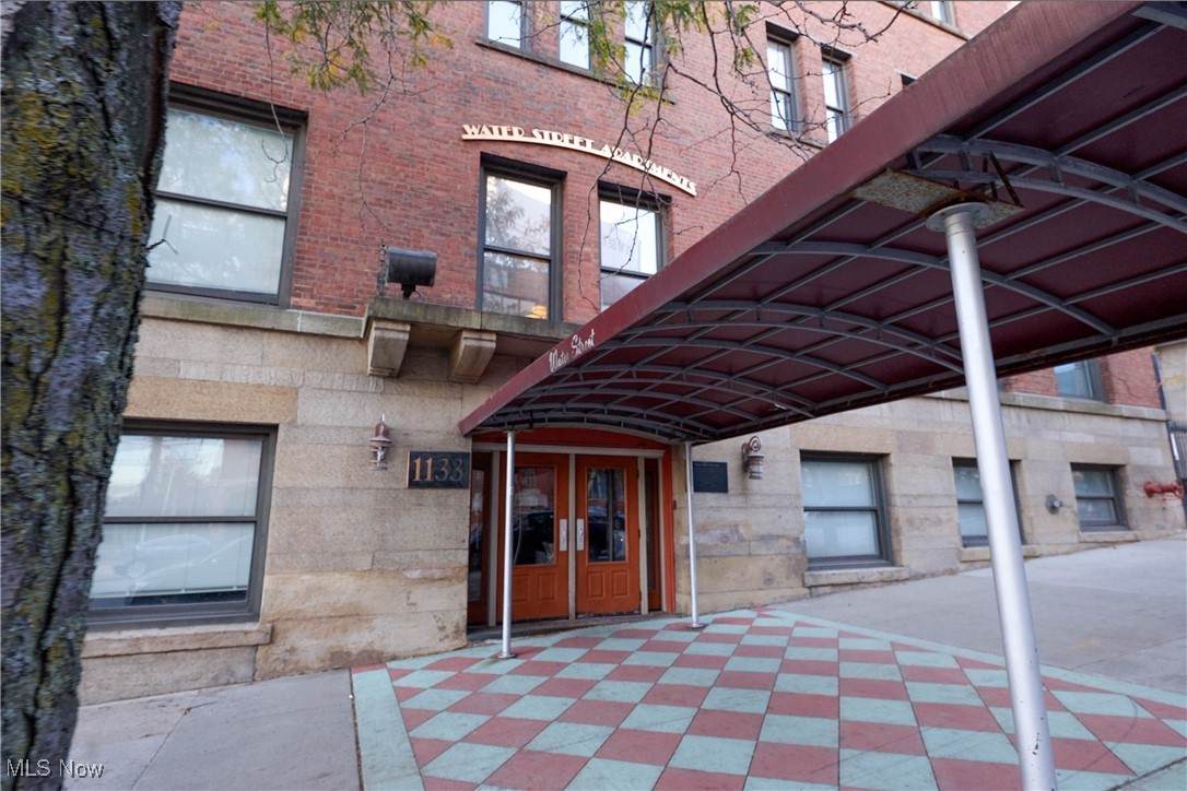 1133 9th Street - Photo 1