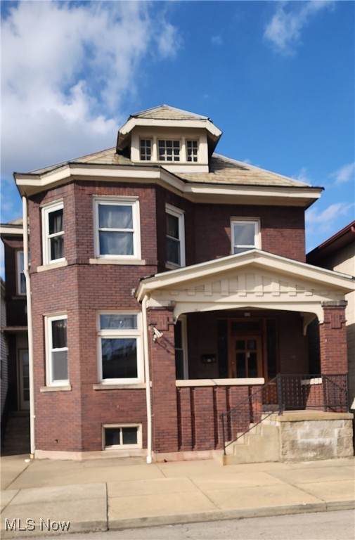 833 Market - Photo 1