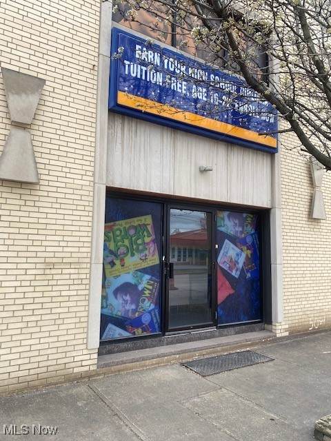 4600 Carnegie Avenue - Photo 1